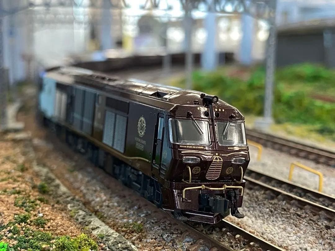 KATO 10-1519 クルーズトレイン「ななつ星 in 九州」8両セット