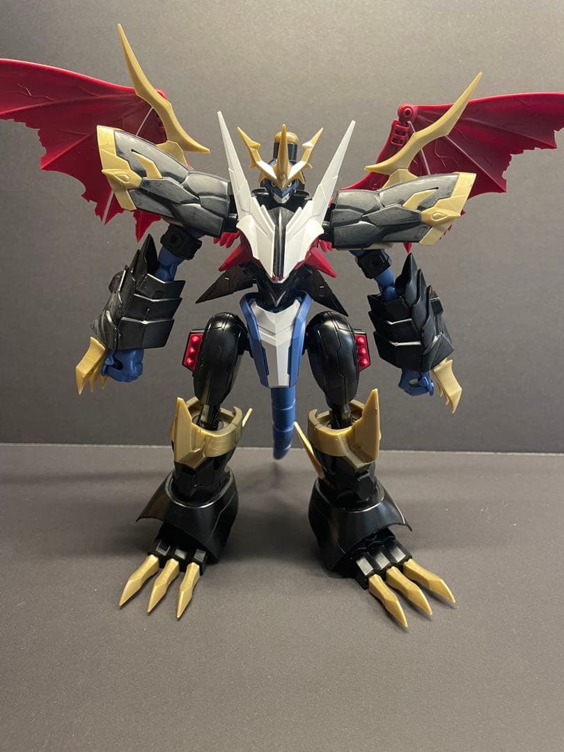 ブイモン系譜 インペリアルドラモン パイルドラモン マグナモン プラモデル