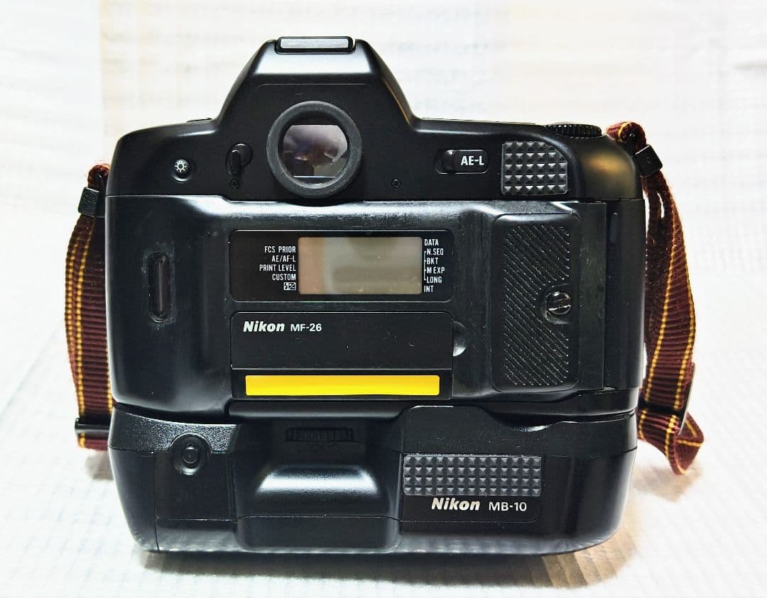 お買得 ニコン F90 X とアクセサリーいろいろ