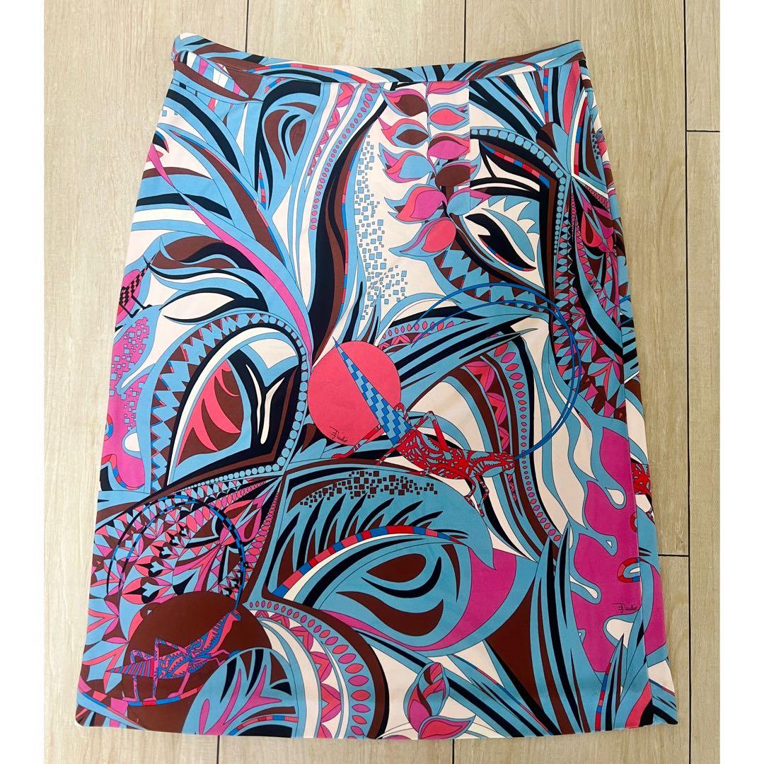 エミリオ・プッチ　タイトスカート　幾何学模様　柄スカート