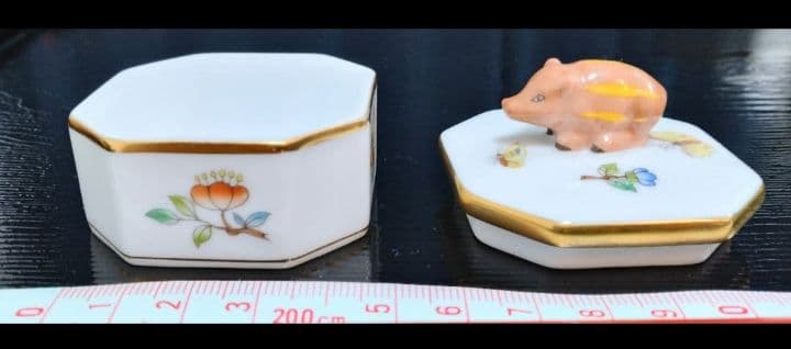 ヘレンド 干支 猪 亥 ウリボウ 瓜坊 ボンボ二エール 小物入れ 1点 八角