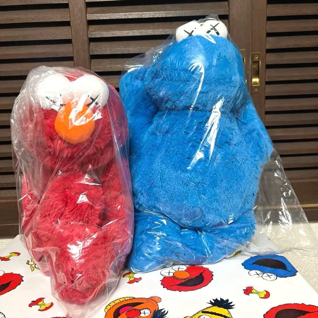 meme　ユニクロ セサミ ボックス KAWS SESAME ぬいぐる5体