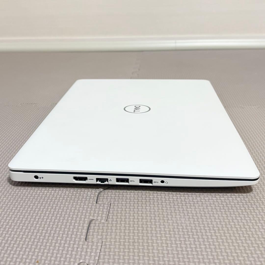 【美品】Dell Inspiron 5570【i7/8GB/SSD+HDD】
