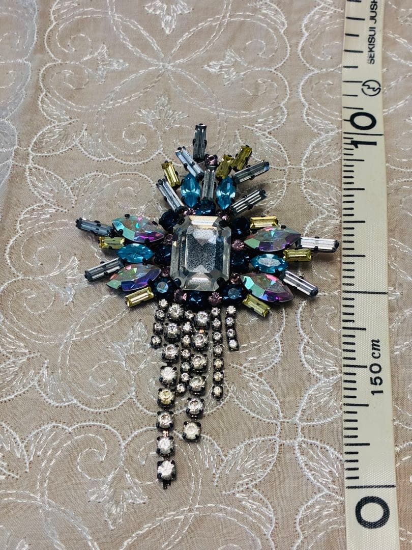 Christian Lacroix ヴィンテージブローチ