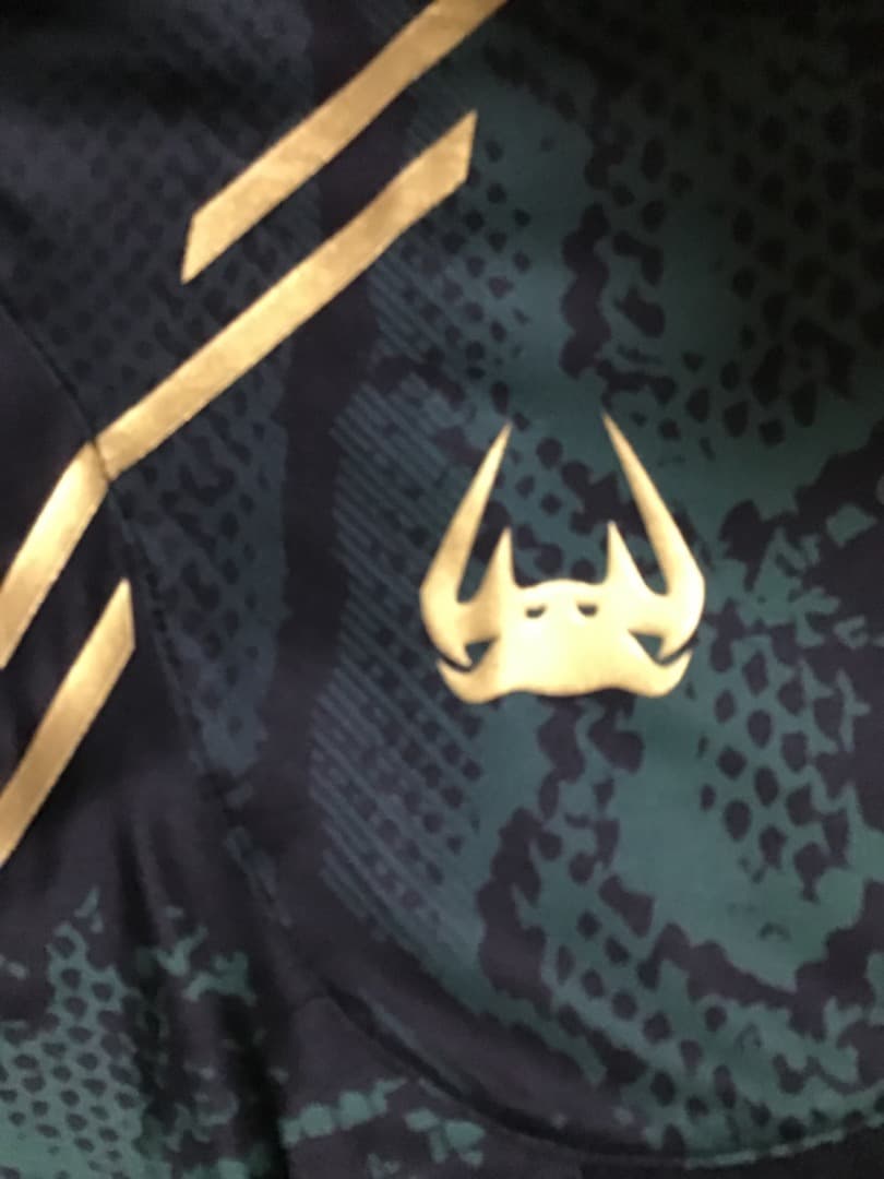 UFC VENUM ADRENALINE ジャージー XL CHAMPION