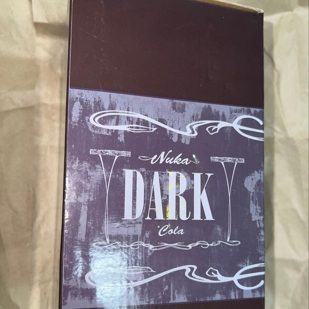 Fallout フォールアウト　ヌカコーラ　ダーク　ボトル&キャップ　グッズ