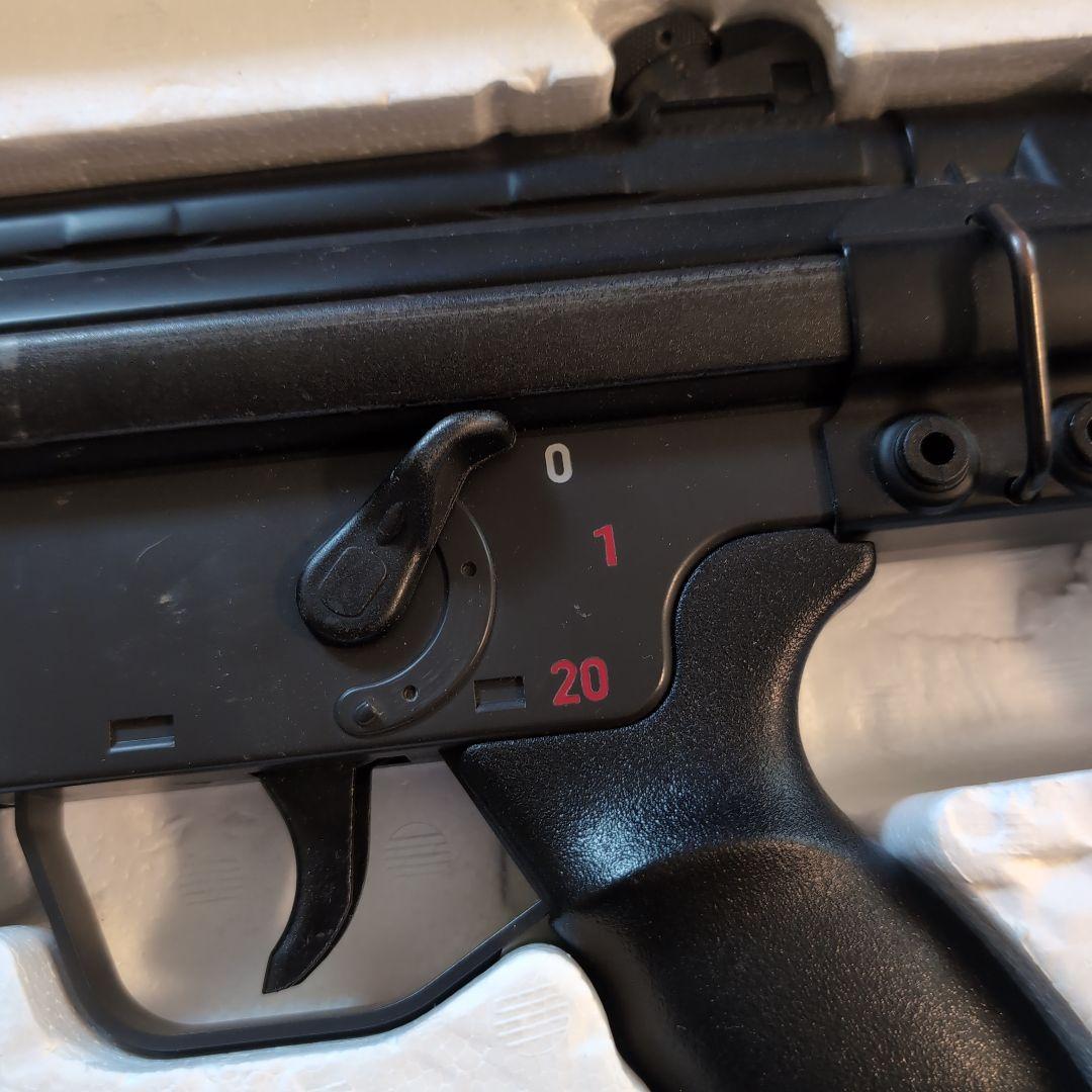 東京マルイ G3 SHORTY MC51 電動ガン バッテリー充電器付き