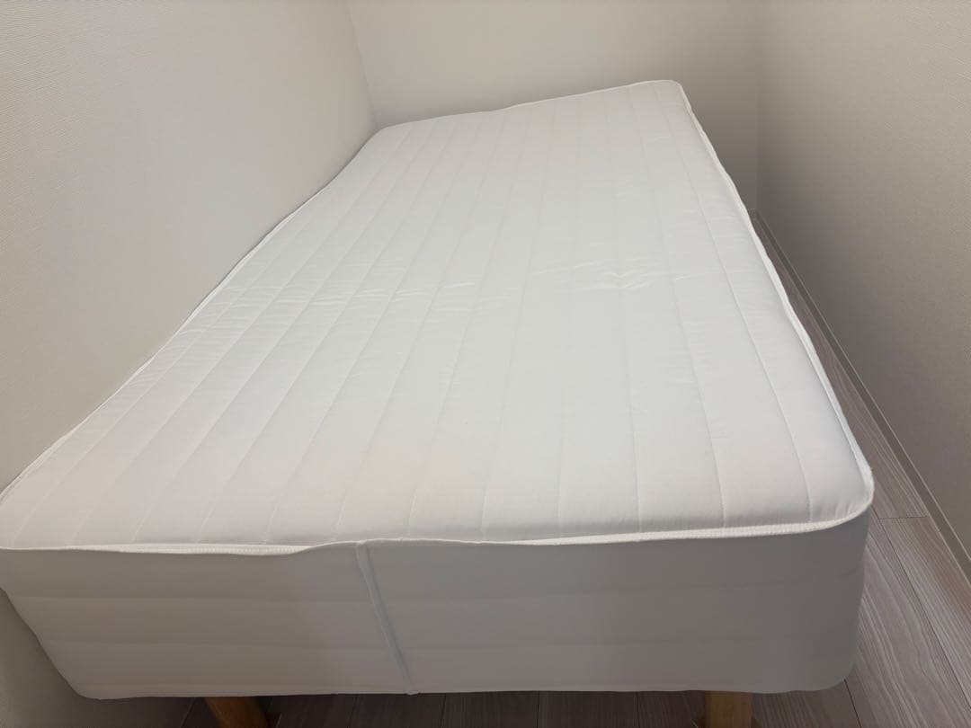 無印良品　シングルサイズ　脚付マットレスポケットコイル26cm（洗えるカバー）