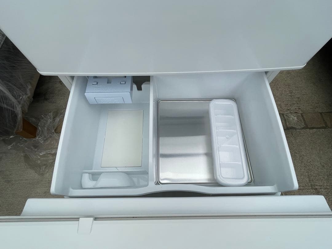 りんご【美品】パナソニック 3ドア冷蔵庫 NR-C342C-W 335L