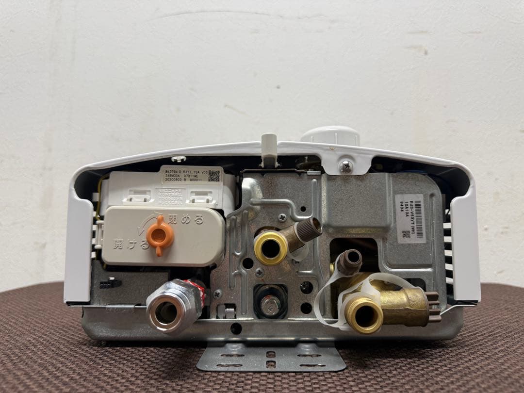 リンナイ　ガス瞬間湯沸かし器　先止め　都市ガス　２０２０年製　RUS-V53YT