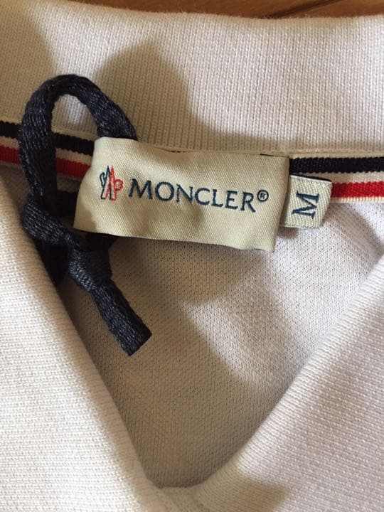 【値下げ！】MONCLER✴︎モンクレール 白 ポロシャツ レディース