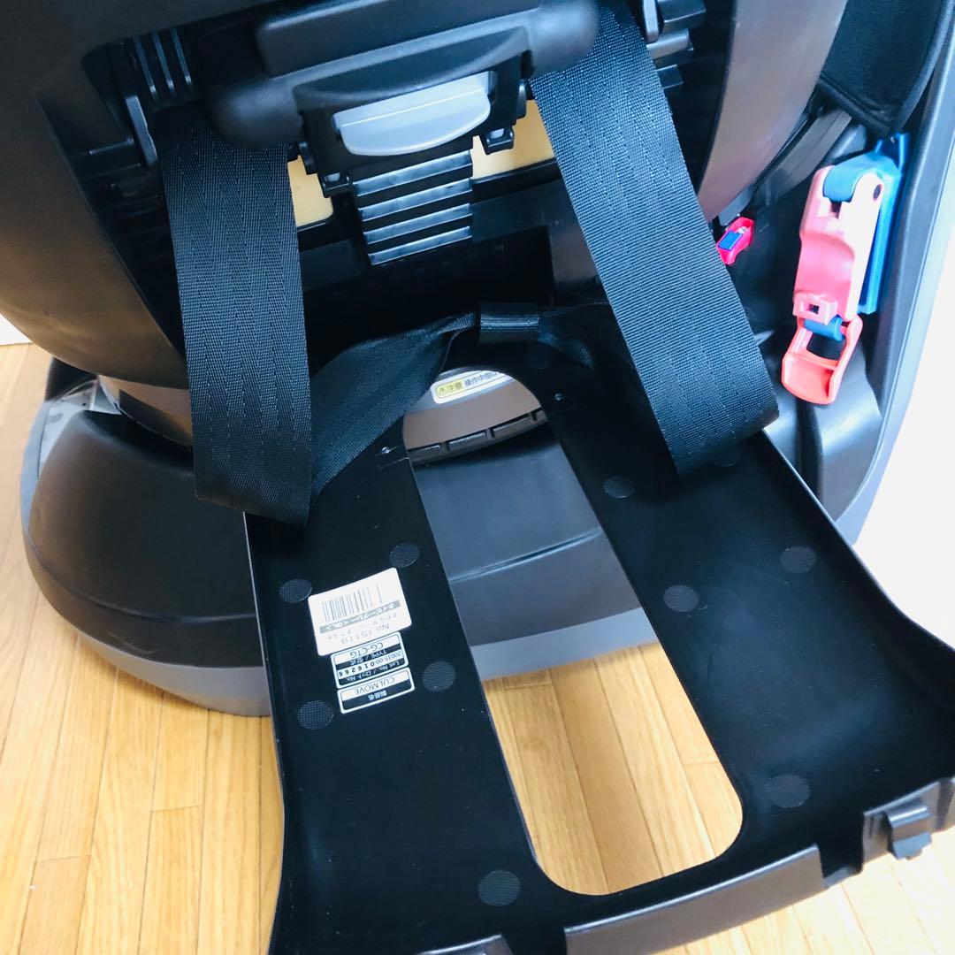 美品 コンビ　チャイルドシート　ネセルターンネクスト 360°ターン 新生児〜