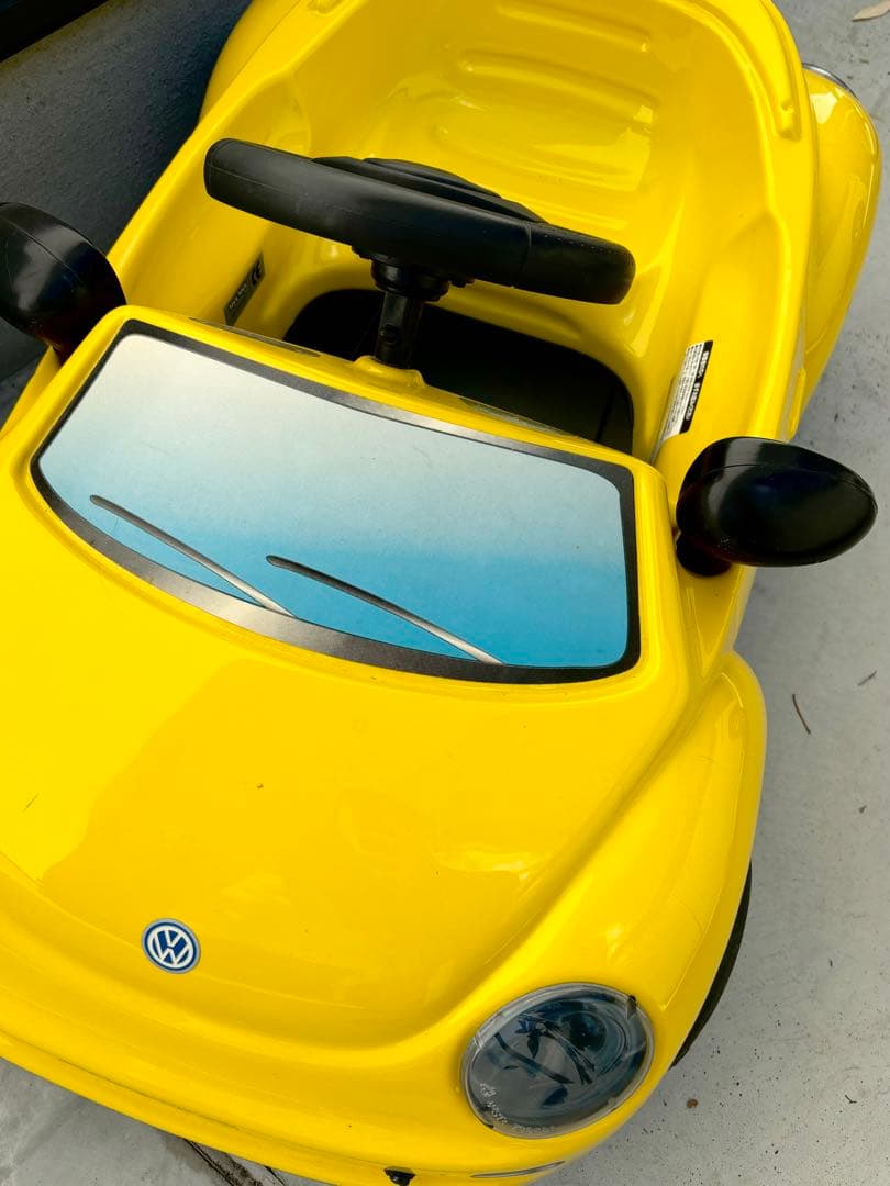 フォルクスワーゲン ペダルカー イエロー
