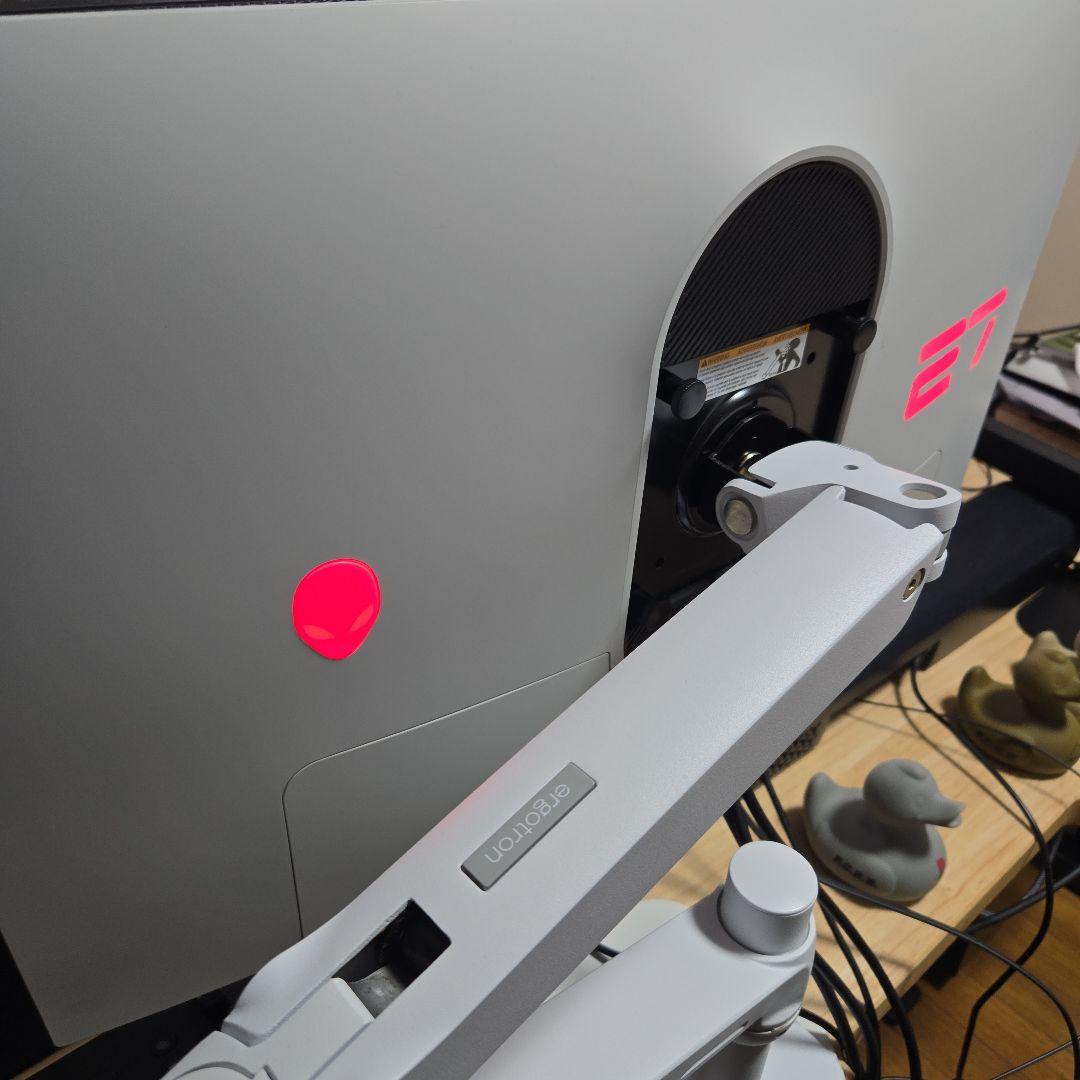 Alienware AW2723DF WQHD 280Hz ゲーミングモニター