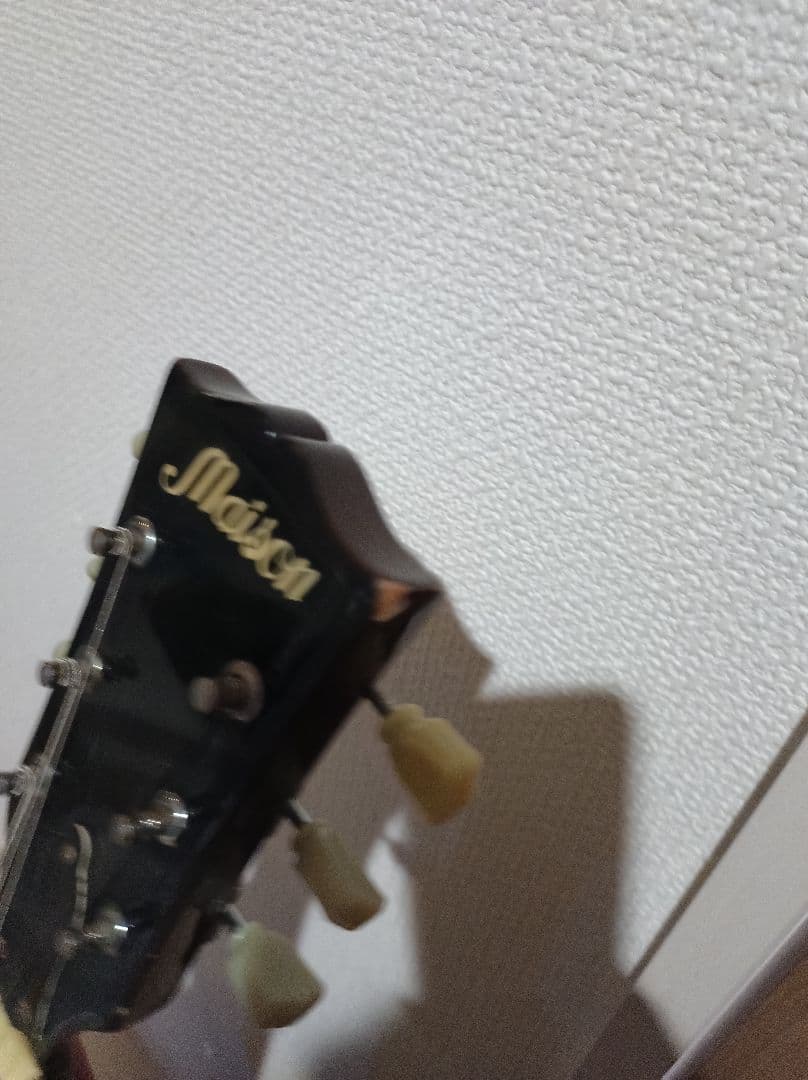 Maison レスポールタイプ　エレキギター