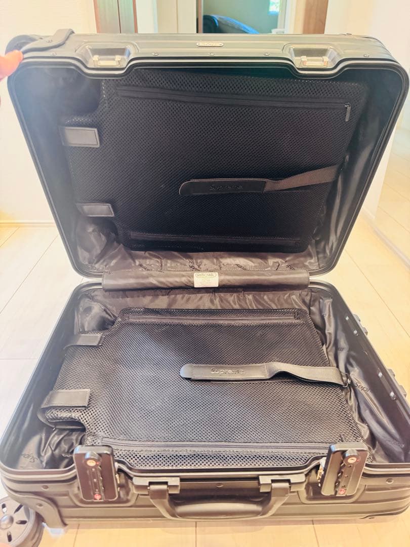 Supreme RIMOWA キャリーケース 45L