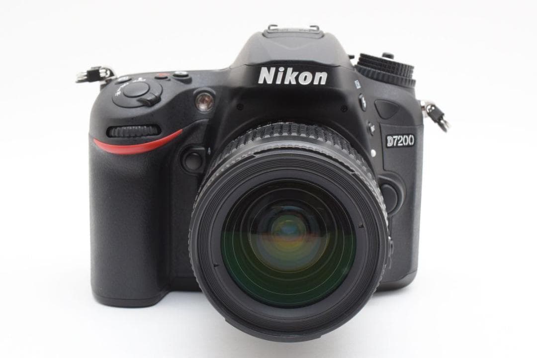 超美品　1706ショット ニコン D7200 ダブルレンズ /SD64/フィルム