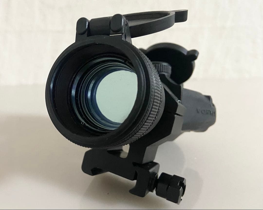 実物 Vortex Strikefire ドットサイト