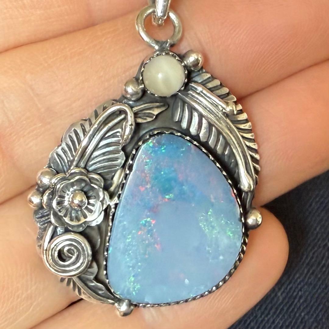 インディアンジュエリー　925スターリングシルバー　オパールペンダントトップ