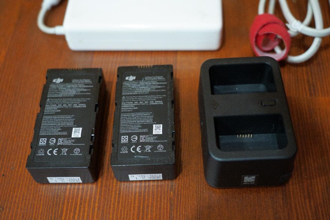 DJI リチャージブルバッテリー ハブ WB37 充電器 セット