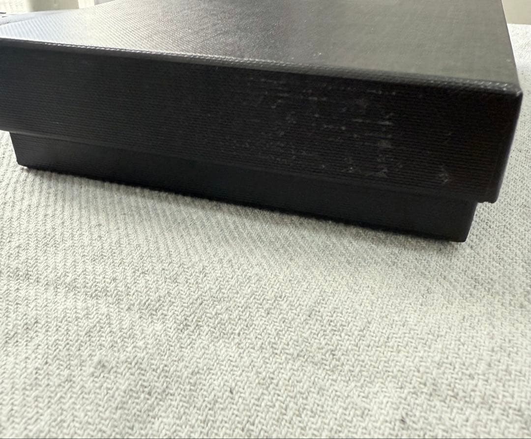 SAINT LAURENT YSLロゴ ケース ラウンドジップ　ブラック