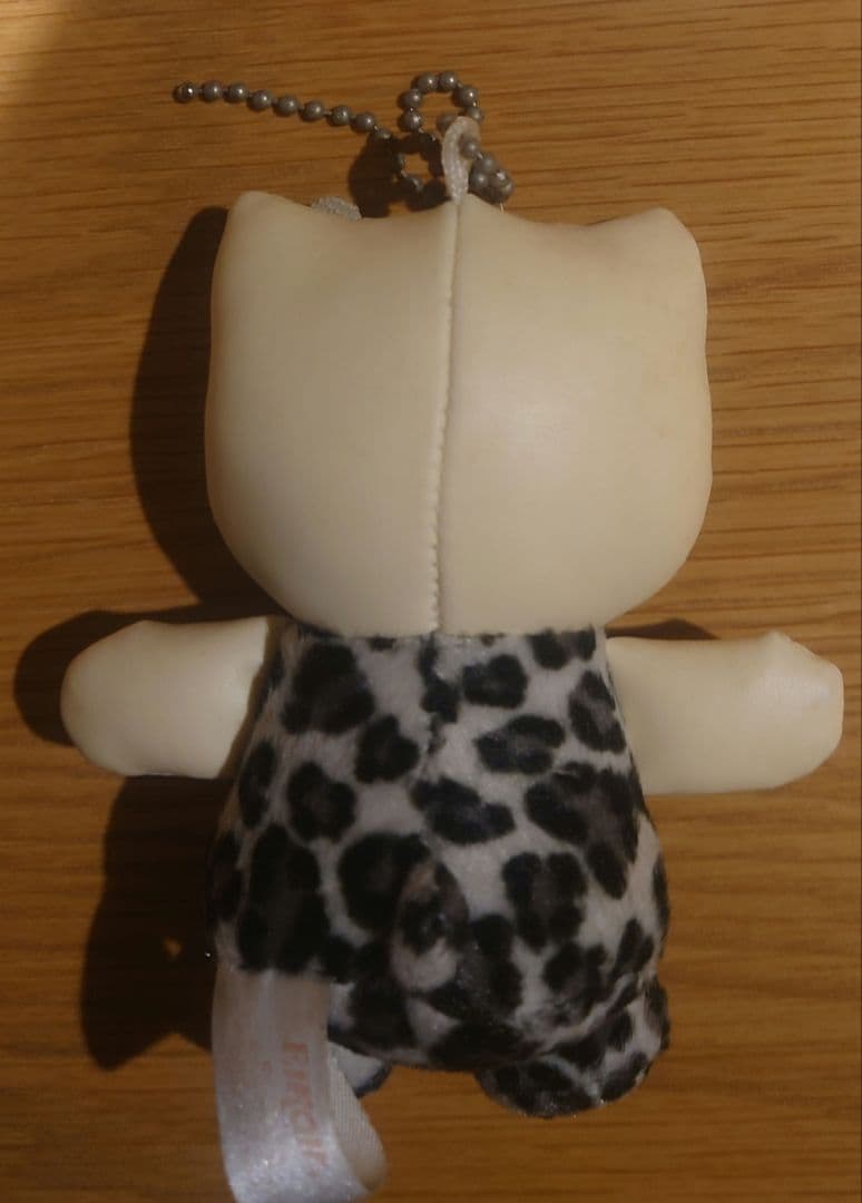 ハローキティ ヒョウ柄マスコット 2個セット