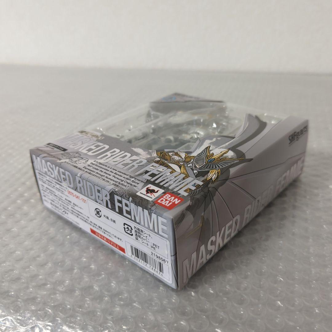 【希少・未開封品】S.H.フィギュアーツ 仮面ライダーファム 龍騎 フィギュア