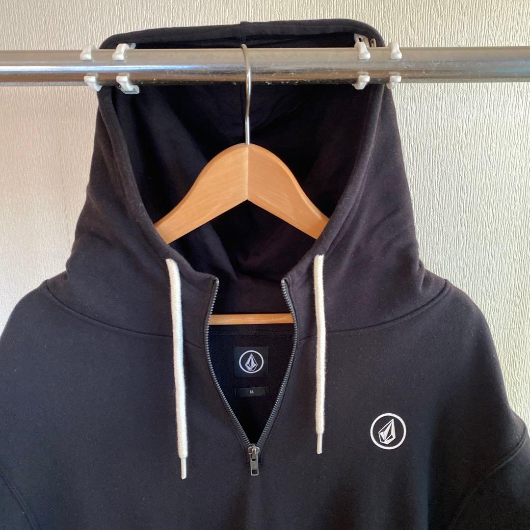 Volcom 太陽と波のグラフィックパーカー