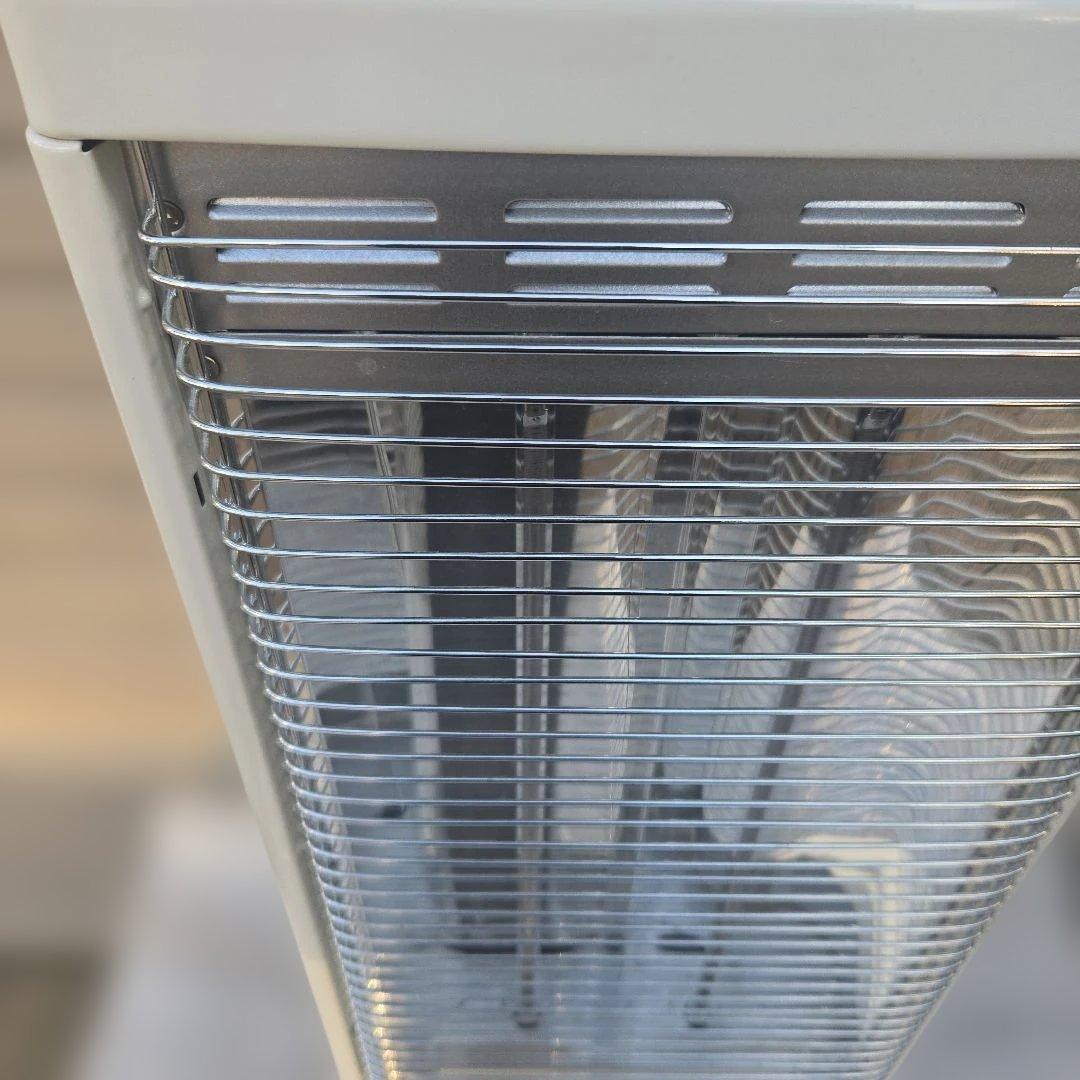 アラジン 遠赤外線ヒーター AEH-G100A ALADDIN 2020年製