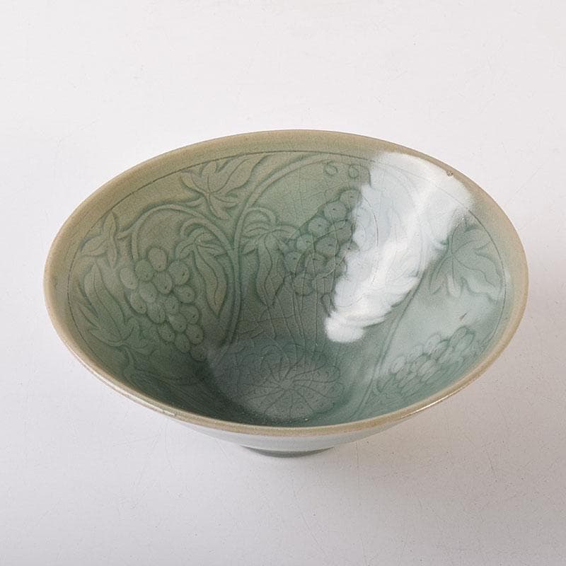 中国　龍泉窯　青磁　果実文碗　鉢　V　R7814