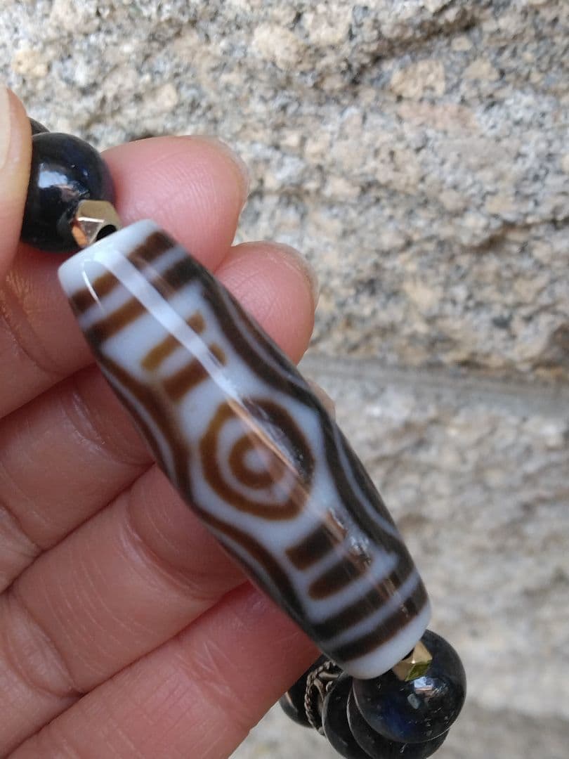 龍神・九眼と共に三大天珠Ⅲ白龍眼天珠ブレスレット❇梵字⭐護符霊符強力