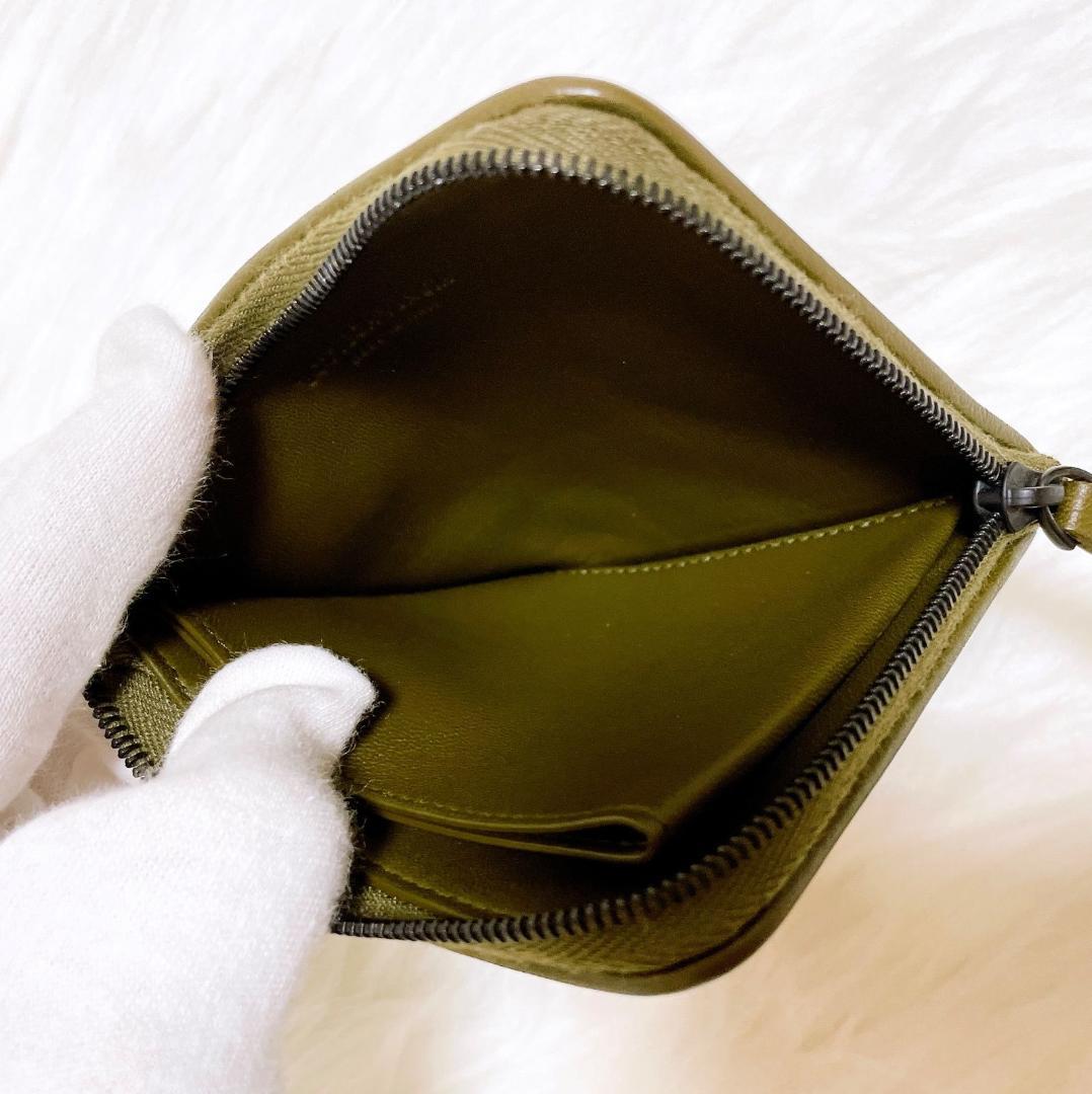 ボッテガヴェネタ　イントレチャート　グリーンケース　P005893190