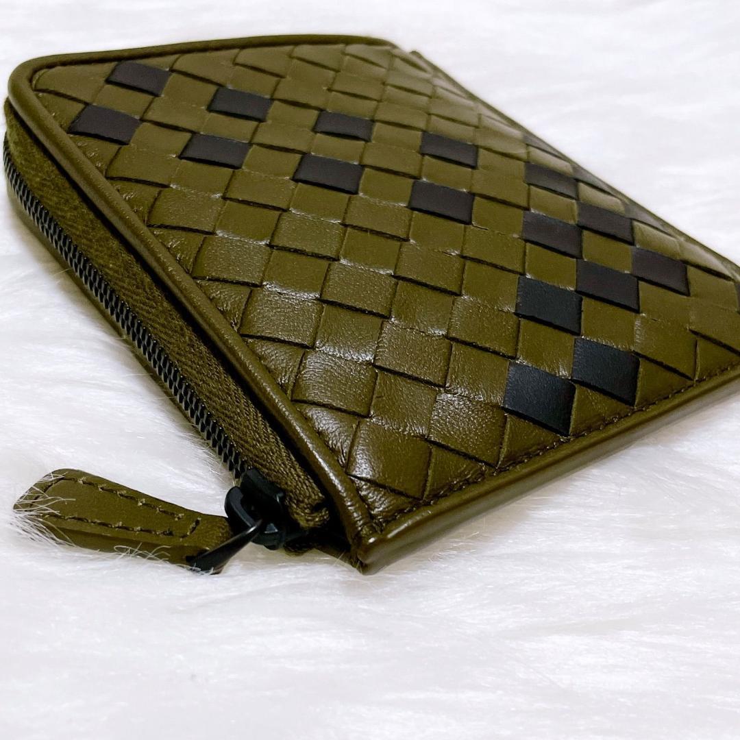 ボッテガヴェネタ　イントレチャート　グリーンケース　P005893190