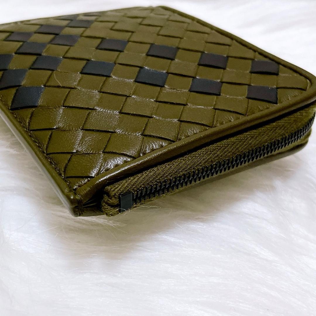 ボッテガヴェネタ　イントレチャート　グリーンケース　P005893190