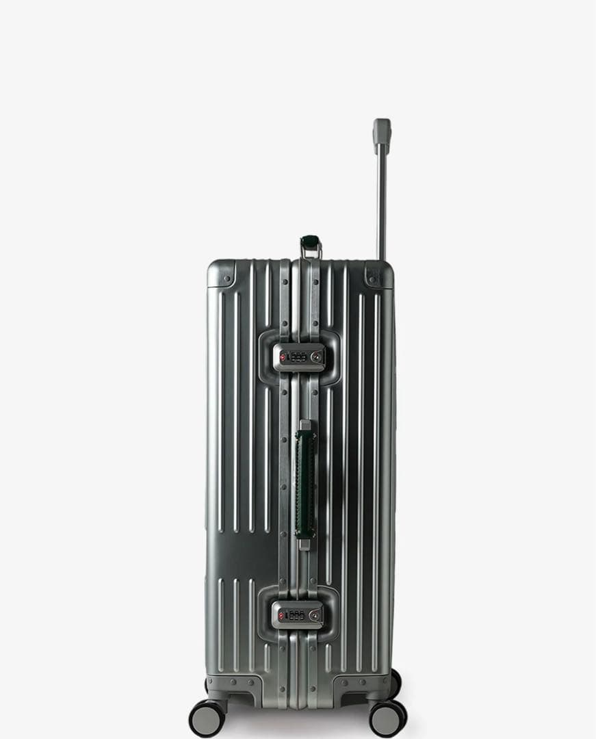 新型・新作・新品未使用 イノベーター・アルミキャリーケース・クールグレー・70L