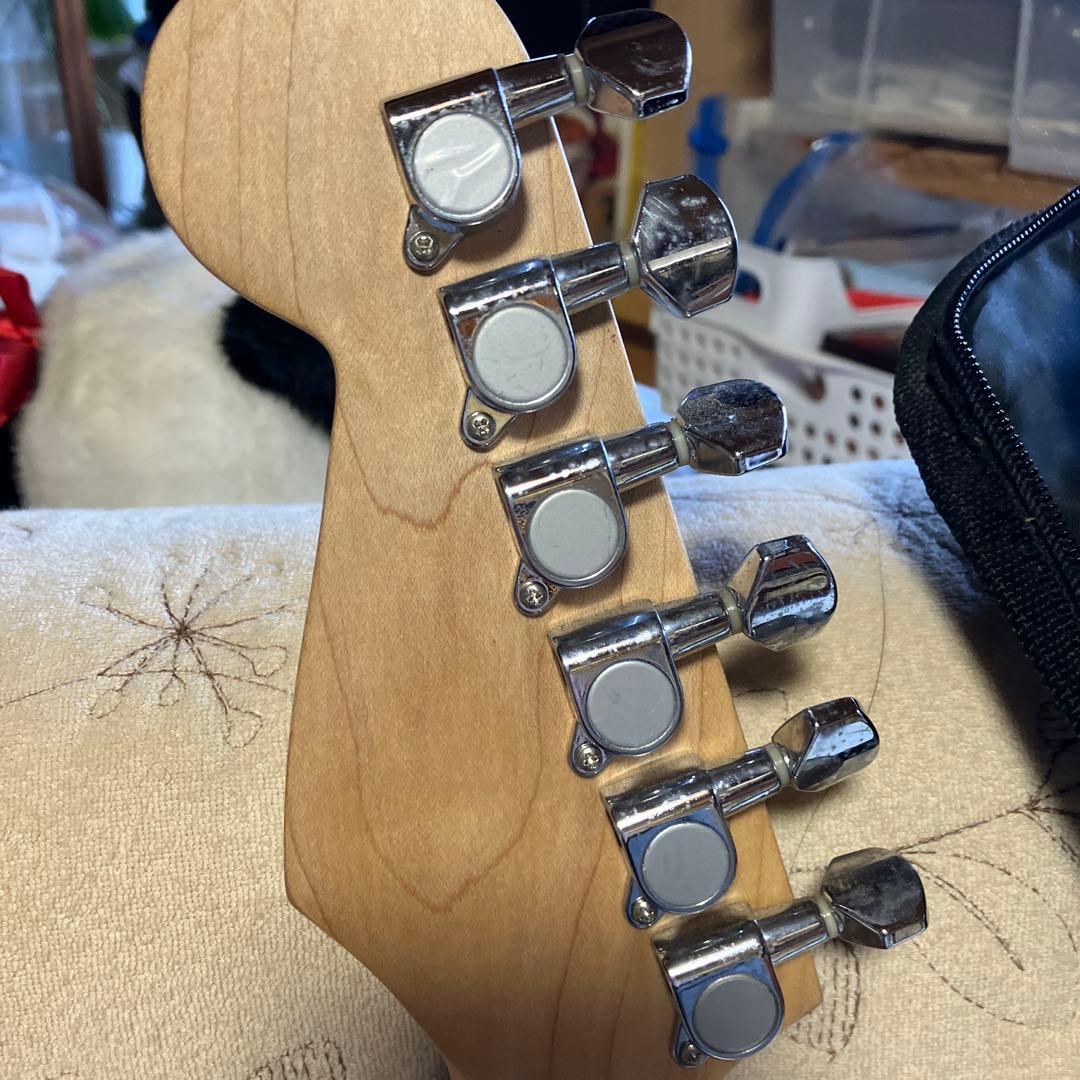 ⭐︎BUSKER'S 　エレキギター　レッド×ブラック　ケース付き