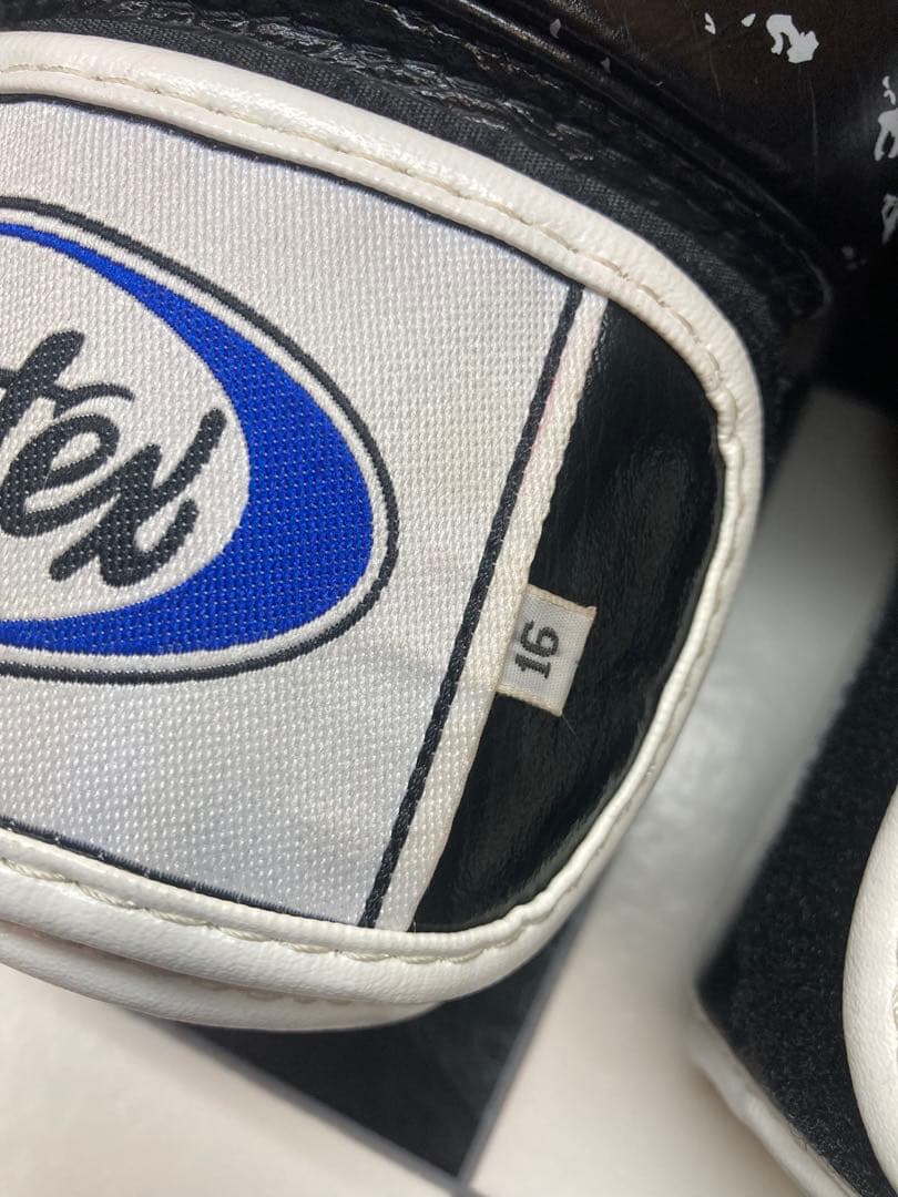 Fairtexフェアテックス ボクシンググローブ 16oz ブラック/ピンク美品