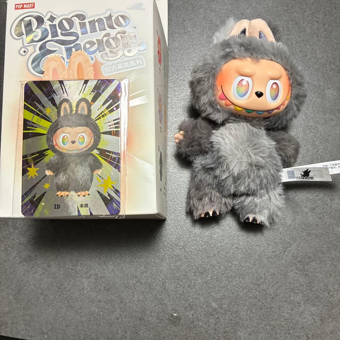 ラブブシークレットカード付き