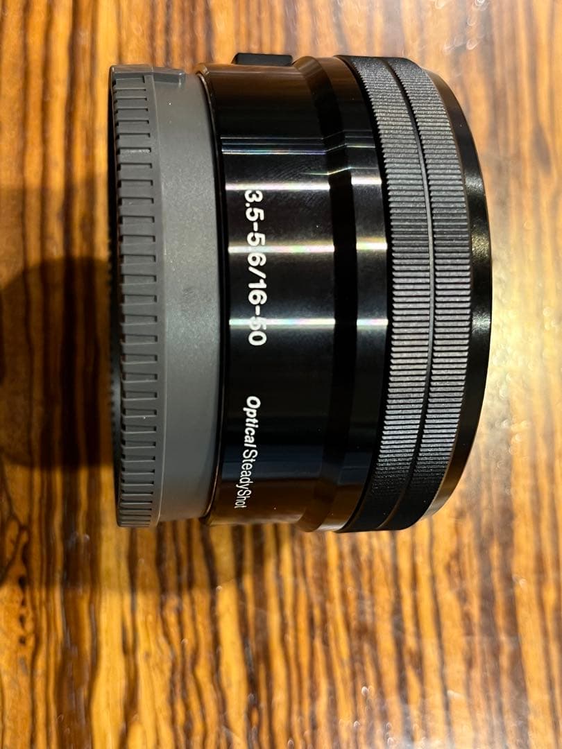 Sony E PZ 16-50mm F3.5-5.6 OSS レンズ