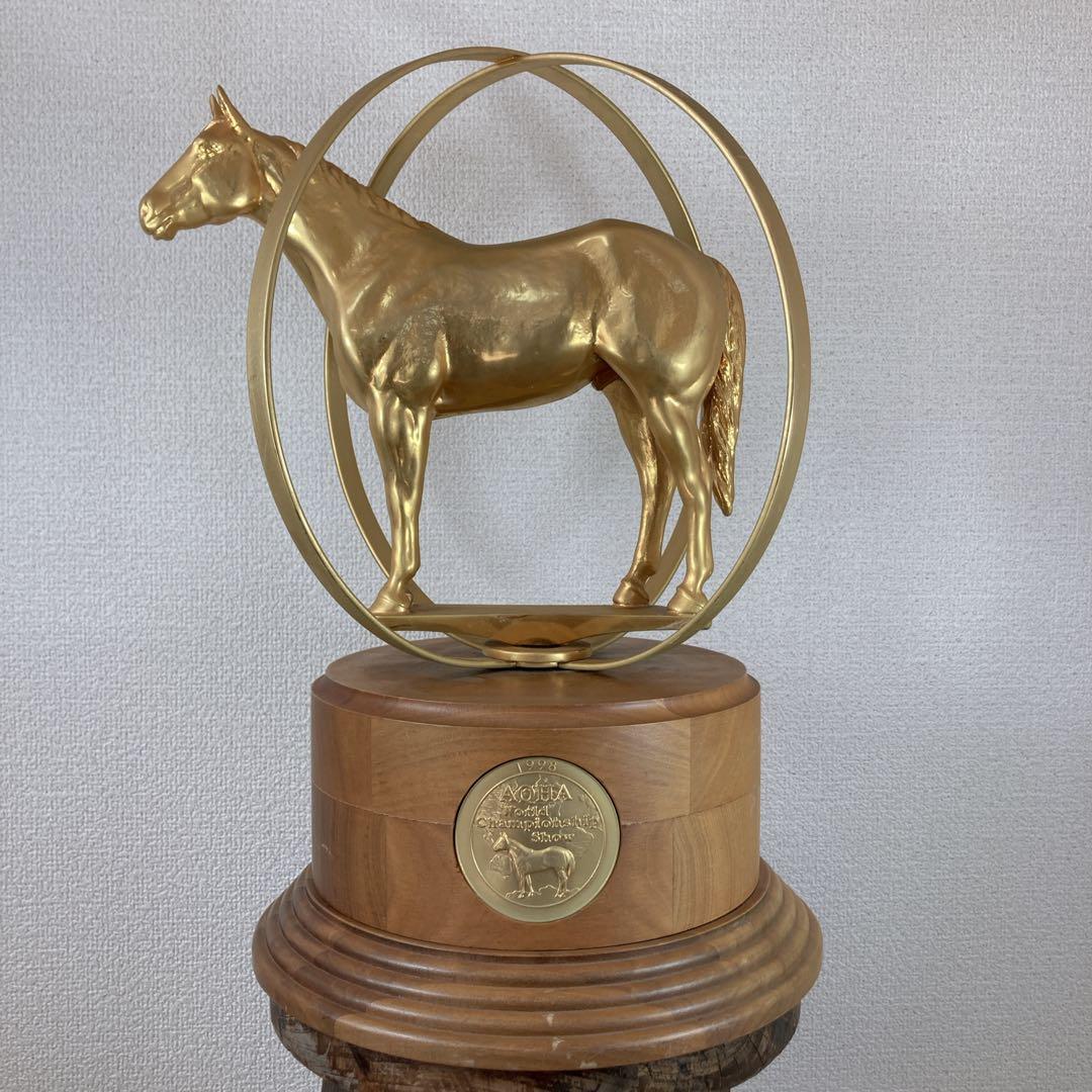 金　馬の置物　ゴールド　チャンピオンシップAQHA 1998世界選手権乗馬ショー