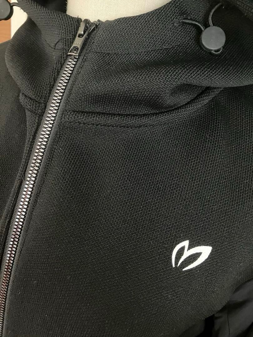 ⭐️美品⭐️マスターバニー　中綿切替　ジップアップ　パーカー　モックネック　黒