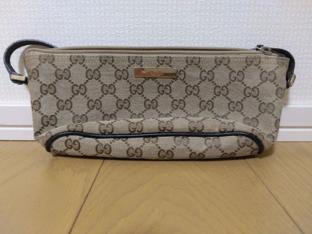 あ*ん様 GUCCI ベージュ GGパターン ハンドバッグ