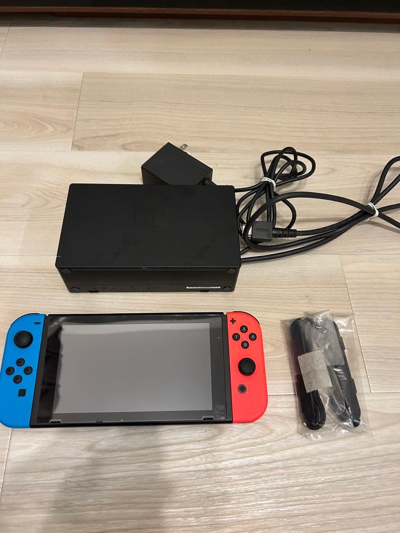 Nintendo Switch 本体 赤/青 箱無し