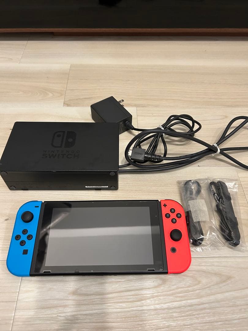 Nintendo Switch 本体 赤/青 箱無し