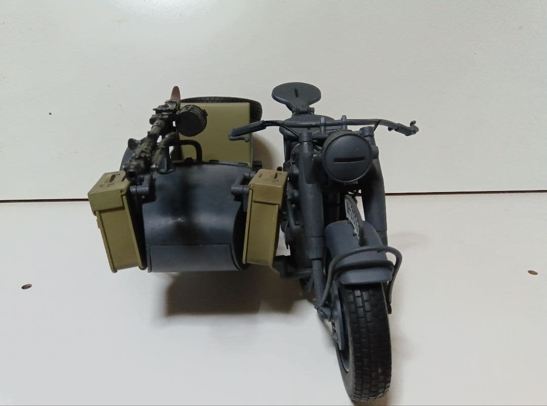 ドイツ軍　オートバイ模型