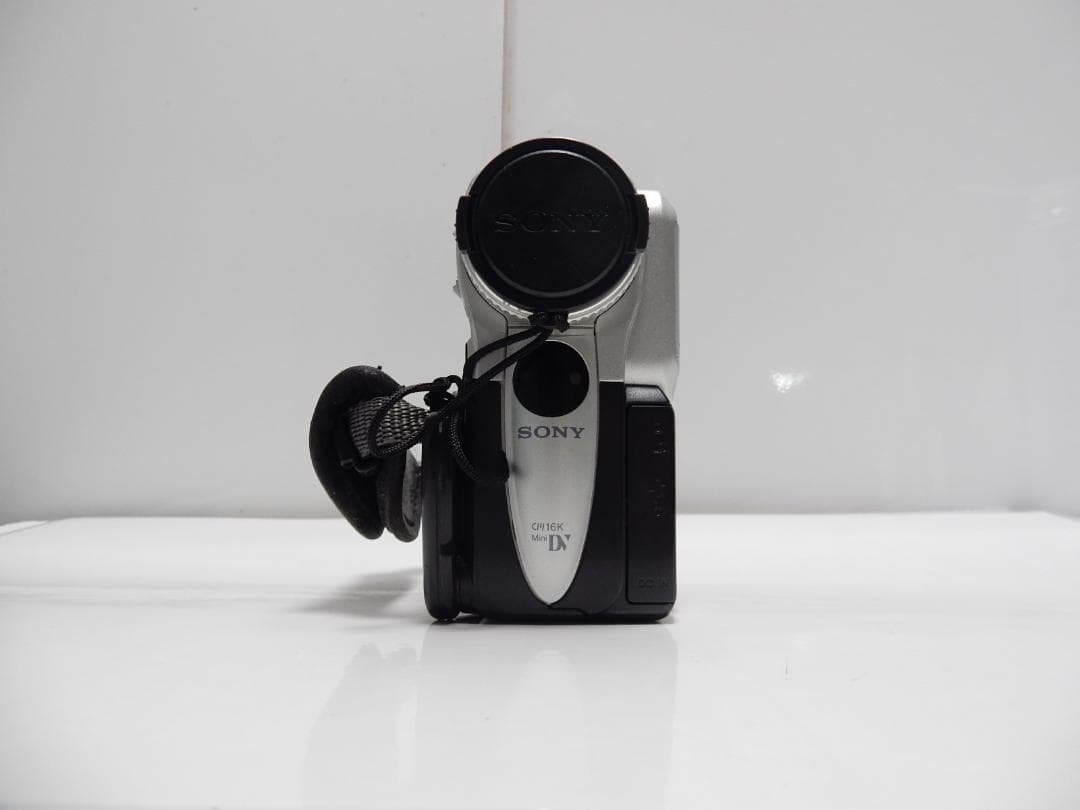 動作品　Mini DV　ソニーデジタルビデオカメラ　SONY DCR-PC101