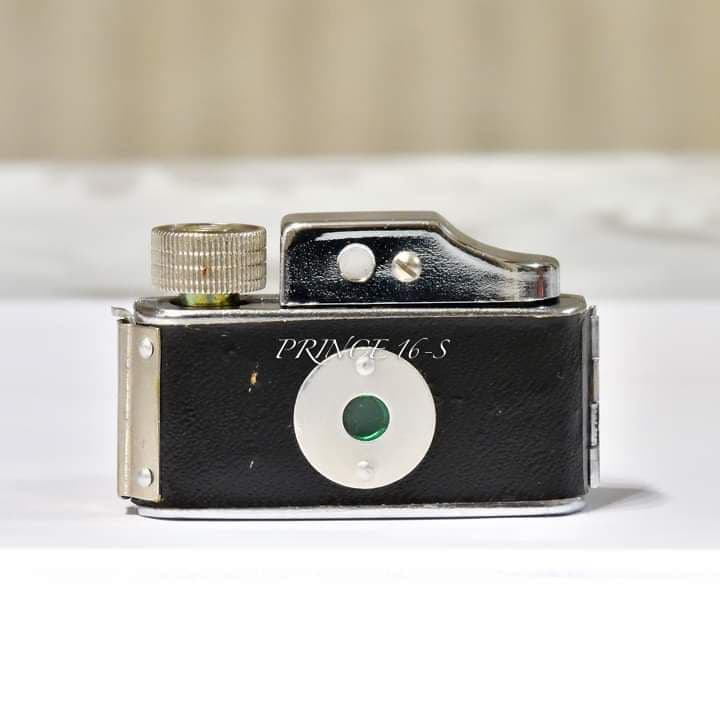 ニューイヤーセール！PRINCE 16-S ビンテージカメラ（革ケース付き）