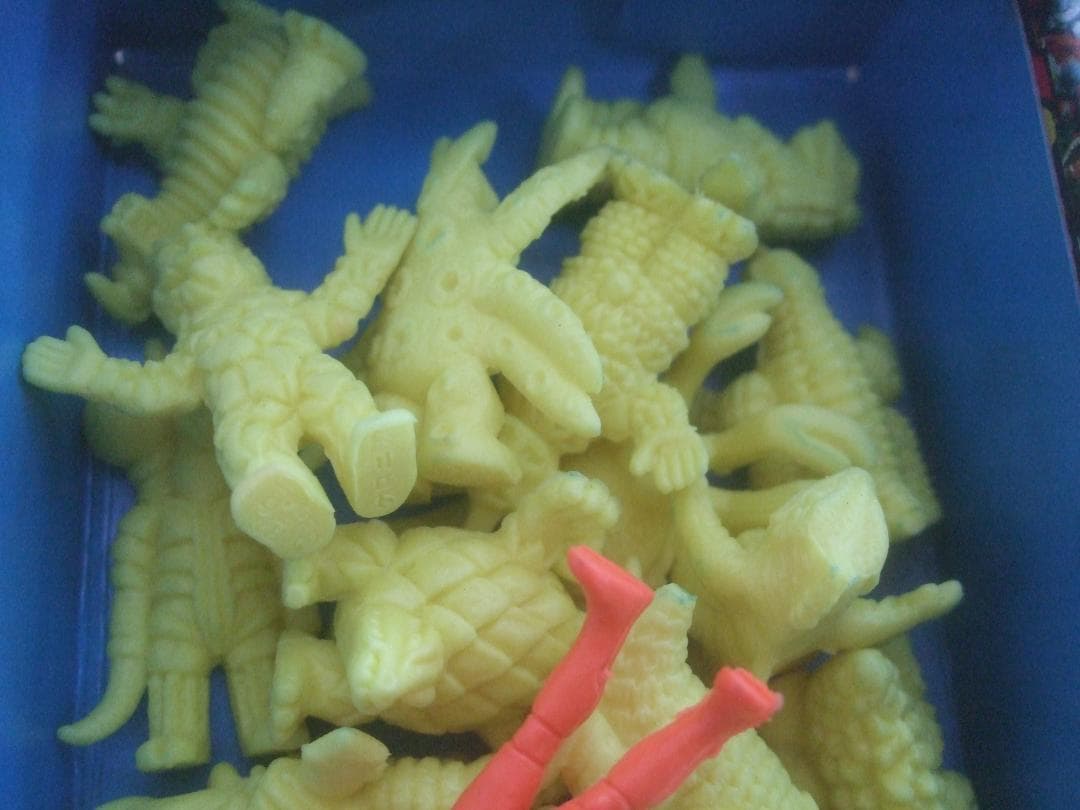 ウルトラマン 新・怪獣カセット 20体セット(22あり)未使用