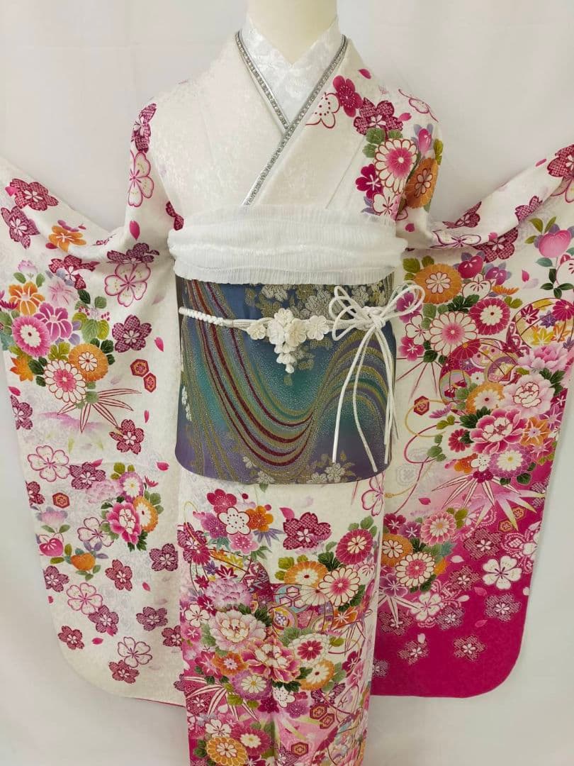 売約済み【まだ間に合う】★★正絹　プリンセススタイル　振袖3点セット★★