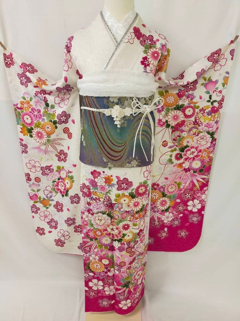 売約済み【まだ間に合う】★★正絹　プリンセススタイル　振袖3点セット★★